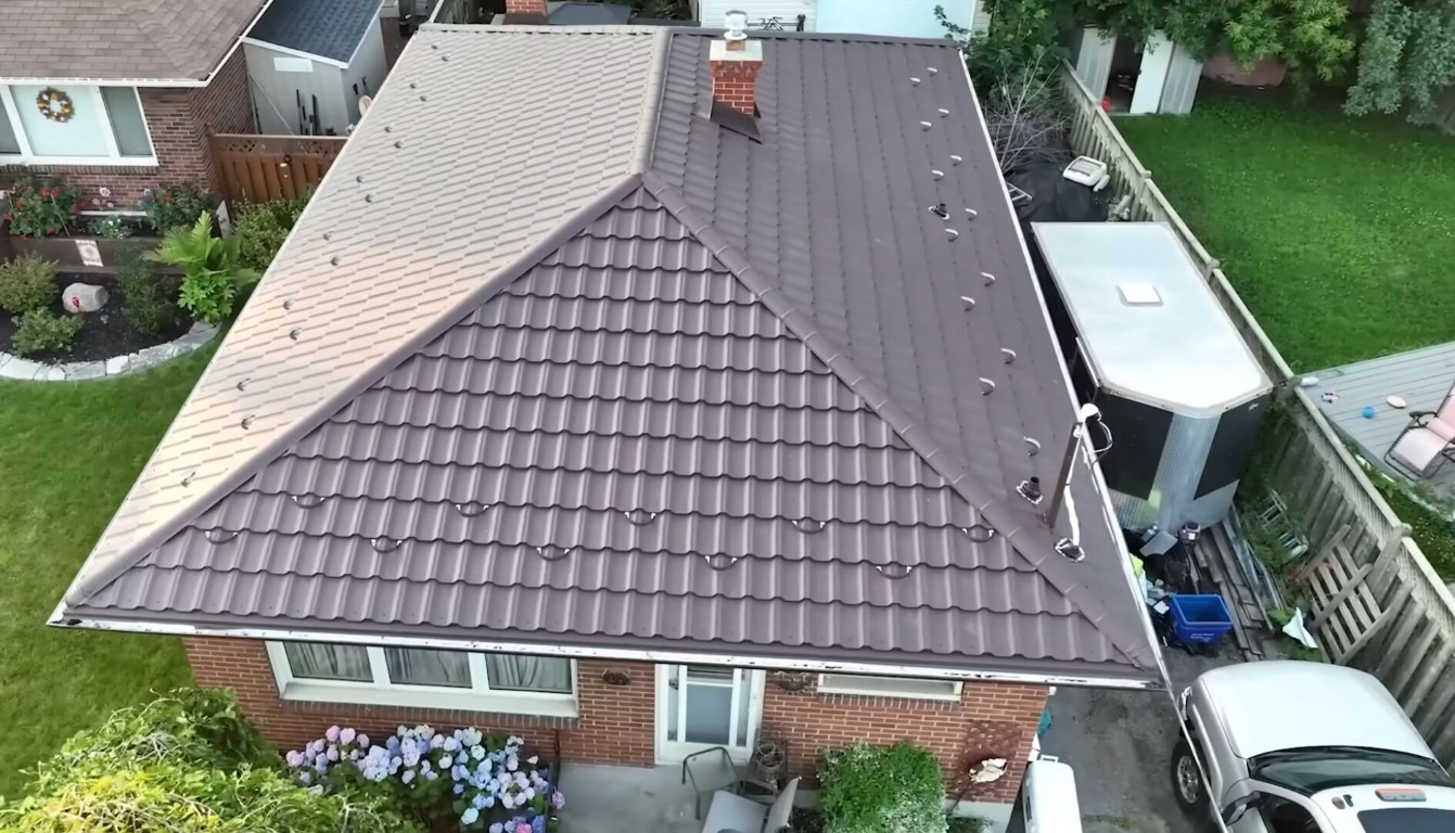 Residential roofing services for homes in Berwyn, IL